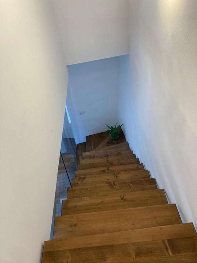 On The Rail By Arcotrilogy-Homes Extérieur photo